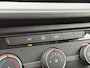 Volkswagen Transporter Kombi 2.0 TDI L2H1 Comfortline | 8 Persoons | Apple Carplay | DAB | Parkeersensoren | Bluetooth | Cruise Control |