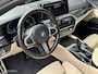BMW 5-Serie Touring 530e Individual / M pakket/Trekhaak/Pano