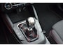 Ford Focus 1.0 EcoBoost ST Line Business Panoramadak | Stoel/stuur/voorruit verwarming | Camera | Carplay