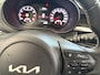 Kia Picanto 1.0 DPi DynamicLine Achteruitrijcamera - Apple carplay - Airco - Cruise control - Navigatie - Cruise control - Licht metalen velgen 14 inch - Radio - Start/stop systeem - Bluetooth - Elektrische ramen - Stuur multifunctioneel