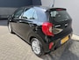 Kia Picanto 1.0 DPi DynamicLine Achteruitrijcamera - Apple carplay - Airco - Cruise control - Navigatie - Cruise control - Licht metalen velgen 14 inch - Radio - Start/stop systeem - Bluetooth - Elektrische ramen - Stuur multifunctioneel