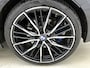 BMW 1-Serie 118i High Executive Edition | AUTOMAAT | PANORAMADAK | LEDER | STOELVERWARMING | APPLE CARPLAY - ANDROID AUTO | LED VERLICHTING | DIGITAL COCKPIT | PARKEERSENSOREN |