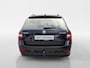 Skoda Octavia Combi 1.0 TSI Greentech Business Edition Plus | Weinig kilometers! | Afneembare Trekhaak | Achteruitrijcamera | Apple Carplay/Android Auto | Climate Control | 12 maanden garantie! |