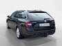 Skoda Octavia Combi 1.0 TSI Greentech Business Edition Plus | Weinig kilometers! | Afneembare Trekhaak | Achteruitrijcamera | Apple Carplay/Android Auto | Climate Control | 12 maanden garantie! |