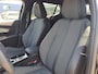 Peugeot e-2008 EV Allure Pack 50 kWh | Camera | Apple Carplay/Android Auto | Climate control | Stoelverwarming