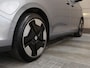Volkswagen ID. Buzz Pro Advantage 77 kWh 204 pk |Navigatie | ECC | Adaptive Cruise control | Camera | Led Matrix IQ Light | App connect | Open & Close pakket plus | Ergo comfort stoelen met memory | PDC | Trekhaak elektrisch uitklapbaar |