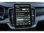 Volvo XC90 T8 Plug-in hybrid AWD Ultra Black Ed. Exec. | Google | Long Range | Bowers & Wilkins Audio | Memory | Luchtvering | Stoelventilatie | Massage | Panoramadak | Gelamineerde Zijruiten Rondom | Nappa Lederen Bekleding | Zwarte Hemelbekleding | Keyless | Getint Glas | Stoel-/Stuurverwarming | Zitverlenging | Elek. Achterklep | 22" LM