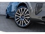 Volvo XC90 T8 Plug-in hybrid AWD Ultra Black Ed. Exec. | Google | Long Range | Bowers & Wilkins Audio | Memory | Luchtvering | Stoelventilatie | Massage | Panoramadak | Gelamineerde Zijruiten Rondom | Nappa Lederen Bekleding | Zwarte Hemelbekleding | Keyless | Getint Glas | Stoel-/Stuurverwarming | Zitverlenging | Elek. Achterklep | 22" LM