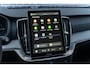 Volvo XC90 T8 Plug-in hybrid AWD Ultra Black Ed. Exec. | Google | Long Range | Bowers & Wilkins Audio | Memory | Luchtvering | Stoelventilatie | Massage | Panoramadak | Gelamineerde Zijruiten Rondom | Nappa Lederen Bekleding | Zwarte Hemelbekleding | Keyless | Getint Glas | Stoel-/Stuurverwarming | Zitverlenging | Elek. Achterklep | 22" LM