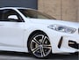 BMW 1-Serie 118i High Executive M Sport Live Cockpit Pro | Org. NL | Handbak | PDC | Cruise