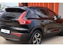 Volvo XC40 B3 Plus Dark | Stoelverwarming | Trekhaak | Parkeercamera | H/K | Memory Stoelen | Glossy Black | Keyless
