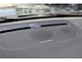 Volvo XC40 B3 Plus Dark | Stoelverwarming | Trekhaak | Parkeercamera | H/K | Memory Stoelen | Glossy Black | Keyless