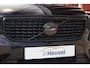 Volvo XC40 B3 Plus Dark | Stoelverwarming | Trekhaak | Parkeercamera | H/K | Memory Stoelen | Glossy Black | Keyless