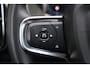 Volvo XC40 B3 Plus Dark | Stoelverwarming | Trekhaak | Parkeercamera | H/K | Memory Stoelen | Glossy Black | Keyless