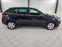 Skoda Rapid Spaceback 1.2 TSI JOY, Camera, Trekhaak, Panodak, Parkeersensoren