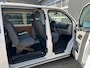 Volkswagen Transporter Kombi 2.0 TDI L1H1 140pk DSG Automaat Btw en bpm vrij 9 persoons Trekhaak Airco Cruisecontrole ex overheidsauto Dealer onderhouden 1e eigenaar Euro 5 Groeps vervoer Taxi Personenbus Tourer Combi Minivan