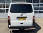 Volkswagen Transporter Kombi 2.0 TDI L1H1 140pk DSG Automaat Btw en bpm vrij 9 persoons Trekhaak Airco Cruisecontrole ex overheidsauto Dealer onderhouden 1e eigenaar Euro 5 Groeps vervoer Taxi Personenbus Tourer Combi Minivan