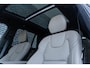 Volvo XC90 T8 Plug-in hybrid AWD Ultra Dark Executive Edition | Google | Long Range | Panoramadak | Bowers & Wilkins Audio | Massagefunctie | Keyless | Luchtvering | Stoelverwarming & Ventilatie | Head-Up Display | Getint Glas | Elek. Achterklep | Stuurverwarming | Memory | LED Koplampen | 22" LM