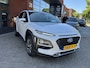 Hyundai Kona 1.6 GDI HEV Premium // FULL LED // NAVI + CARPLAY // ELEK. STOELEN // KEYLESS // ADAPTIVE CRUISE // STOEL VERWARMING + VERKOELING // TREKHAAK!!