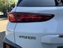 Hyundai Kona 1.6 GDI HEV Premium // FULL LED // NAVI + CARPLAY // ELEK. STOELEN // KEYLESS // ADAPTIVE CRUISE // STOEL VERWARMING + VERKOELING // TREKHAAK!!