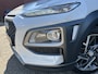 Hyundai Kona 1.6 GDI HEV Premium // FULL LED // NAVI + CARPLAY // ELEK. STOELEN // KEYLESS // ADAPTIVE CRUISE // STOEL VERWARMING + VERKOELING // TREKHAAK!!