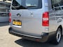 Peugeot Traveller 1.5 BlueHDi 120pk Airco Cruise controle Navigatiesysteem 8-Persoons Parkeerhulp achter Apple carplay 1e eigenaar Euro 6 Bpm en Btw vrij Personenbus Kombi Combi Tourer Passenger Taxi Groepsvervoer