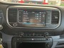 Peugeot Traveller 1.5 BlueHDi 120pk Airco Cruise controle Navigatiesysteem 8-Persoons Parkeerhulp achter Apple carplay 1e eigenaar Euro 6 Bpm en Btw vrij Personenbus Kombi Combi Tourer Passenger Taxi Groepsvervoer
