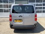 Peugeot Traveller 1.5 BlueHDi 120pk Airco Cruise controle Navigatiesysteem 8-Persoons Parkeerhulp achter Apple carplay 1e eigenaar Euro 6 Bpm en Btw vrij Personenbus Kombi Combi Tourer Passenger Taxi Groepsvervoer