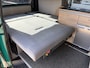 Volkswagen Transporter Kombi 2.0 TDI Hefdak Cruise controle Trekhaak 2200kg trekgewicht Omvormer Keuken Gasaansluiting Campingaansluiting Slaapplek 2-Persoons Euro 5 Campeerwagen Buscamper