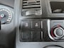 Volkswagen Transporter Kombi 2.0 TDI Hefdak Cruise controle Trekhaak 2200kg trekgewicht Omvormer Keuken Gasaansluiting Campingaansluiting Slaapplek 2-Persoons Euro 5 Campeerwagen Buscamper