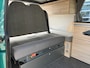 Volkswagen Transporter Kombi 2.0 TDI Hefdak Cruise controle Trekhaak 2200kg trekgewicht Omvormer Keuken Gasaansluiting Campingaansluiting Slaapplek 2-Persoons Euro 5 Campeerwagen Buscamper