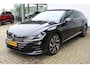 Volkswagen Arteon Shooting Brake 1.4 TSI eHybrid R-Line Business+ | SoH 99% | Incl. 12 maanden Garantie | Stoelmassage | Stoelverwarming V+A | Stuurverwarming | Keyless entry/start | Achteruitrijcamera | Adaptive cruise controle | Climate controle | Elektrische kofferbakklep | Schakelflippers | Apple CarPlay/Android Auto | Virtual cockpit | Parkeersensoren V+A |