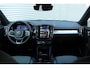 Volvo XC40 B4 Mild Hybrid AUT7 197PK Plus Dark | Trekhaak Semi Elektrisch | Google Services | Verwarmbare Voorruit | Adaptieve Cruise Control Met Stuurhulp | BLIS Dodehoekdetectie | Keyless Entry | Elektrische Achterklep Met Sensorsturing | Verwarmbare Voorstoelen | Stuurverwarming | Park Assist Voor & Achter incl. Achteruitrijcamera