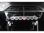 Peugeot 2008 1.2 100PK ALLURE | NAVIGATIE | PARKEERSENSOREN VOOR + ACHTER | KEYLESS ENTRY/START | LICHTMETALEN VELGEN 17" | DRAADLOZE APPLE CARPLAY/ANDROID AUTO | DRAADLOZE TELEFOONLADER | CRUISE CONTROL | DAB + RADIO | LED KOPLAMPEN |