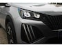 Peugeot 2008 1.2 100PK ALLURE | NAVIGATIE | PARKEERSENSOREN VOOR + ACHTER | KEYLESS ENTRY/START | LICHTMETALEN VELGEN 17" | DRAADLOZE APPLE CARPLAY/ANDROID AUTO | DRAADLOZE TELEFOONLADER | CRUISE CONTROL | DAB + RADIO | LED KOPLAMPEN |