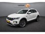 Volkswagen T-Roc 1.5 TSI R-Line BOVAG GARANTIE ACC/CARPLAY/CAMERA
