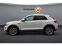 Volkswagen T-Roc 1.5 TSI R-Line BOVAG GARANTIE ACC/CARPLAY/CAMERA