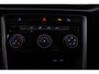 Volkswagen T-Roc Life Edition 1.5 TSI 150pk DSG Automaat Adaptive cruise control, Achteruitrijcamera, App connect, LED koplampen, Parkeersensoren, Airco, DAB, Radio, Bluetooth