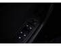 Volkswagen T-Roc Life Edition 1.5 TSI 150pk DSG Automaat Adaptive cruise control, Achteruitrijcamera, App connect, LED koplampen, Parkeersensoren, Airco, DAB, Radio, Bluetooth