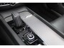 Volvo S60 2.0 B3 R-Design - Panoramadak - 19 Inch - Harman Kardon - Adaptive Cruise - Spoiler set - Geblindeerde ramen - Sport Chassis - Volle uitvoering - Lederen Dashbord - Thunder Grey
