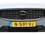 Volvo S60 2.0 B3 R-Design - Panoramadak - 19 Inch - Harman Kardon - Adaptive Cruise - Spoiler set - Geblindeerde ramen - Sport Chassis - Volle uitvoering - Lederen Dashbord - Thunder Grey