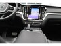 Volvo S60 2.0 B3 R-Design - Panoramadak - 19 Inch - Harman Kardon - Adaptive Cruise - Spoiler set - Geblindeerde ramen - Sport Chassis - Volle uitvoering - Lederen Dashbord - Thunder Grey