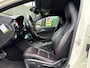 Mercedes-Benz A-klasse 180 Prestige AMG-Line Leer Navi Camera Xenon Cruise Dealeronderhouden!