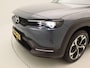 Mazda MX-30 e-SkyActiv R-EV 170 Makoto | Navi | Premium Pack | Sunroof Pack | AppleCarplay/Android Auto | Cruise control adaptief | Climate control | lederen/stof bekleding | Allseason banden | Afneembare trekhaak!