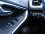 Volvo V40 1.6 T3 Momentum TOPSTAAT! PERFECT ONDERHOUDEN! NAVI! BLUETOOTH! CRUISE! CLIMA!  TREKHAAK!