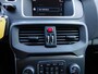 Volvo V40 1.6 T3 Momentum TOPSTAAT! PERFECT ONDERHOUDEN! NAVI! BLUETOOTH! CRUISE! CLIMA!  TREKHAAK!