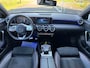Mercedes-Benz A-klasse 180 Business Solution AMG night-pakket automaat , sfeer verlichting , apple-carplay