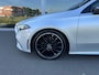 Mercedes-Benz A-klasse 180 Business Solution AMG night-pakket automaat , sfeer verlichting , apple-carplay