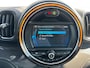 MINI Countryman 1.5 Cooper Dutch Made Edition | Bluetooth | Navigatie | Dealer Onderhouden | All-season Banden | Parkeersensoren | Climate & Cruise Control | 12 Maanden BOVAG Garantie