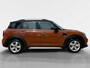 MINI Countryman 1.5 Cooper Dutch Made Edition | Bluetooth | Navigatie | Dealer Onderhouden | All-season Banden | Parkeersensoren | Climate & Cruise Control | 12 Maanden BOVAG Garantie